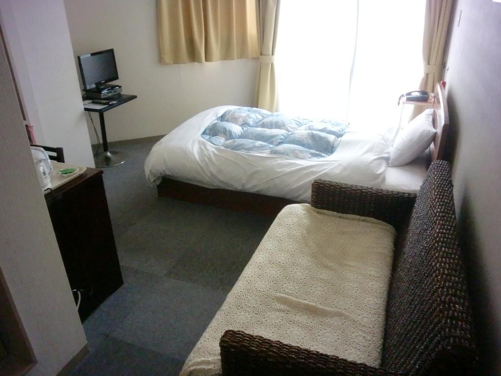 Business Hotel Nishi Otsu Buitenkant foto